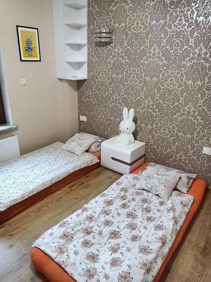 Apartament Centrum 64M2 Klimatyzacja Kedzierzyn-Kozle Exterior photo