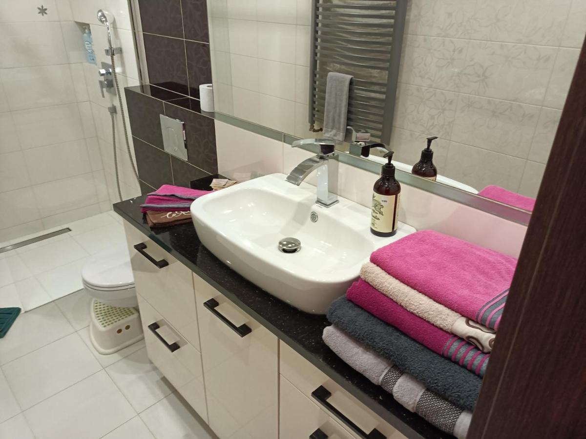 Apartament Centrum 64M2 Klimatyzacja Kedzierzyn-Kozle Exterior photo